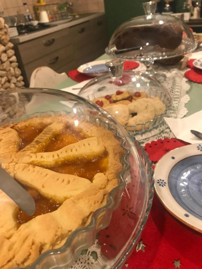 B&B Le Grette Gioia Dei Marsi Bagian luar foto