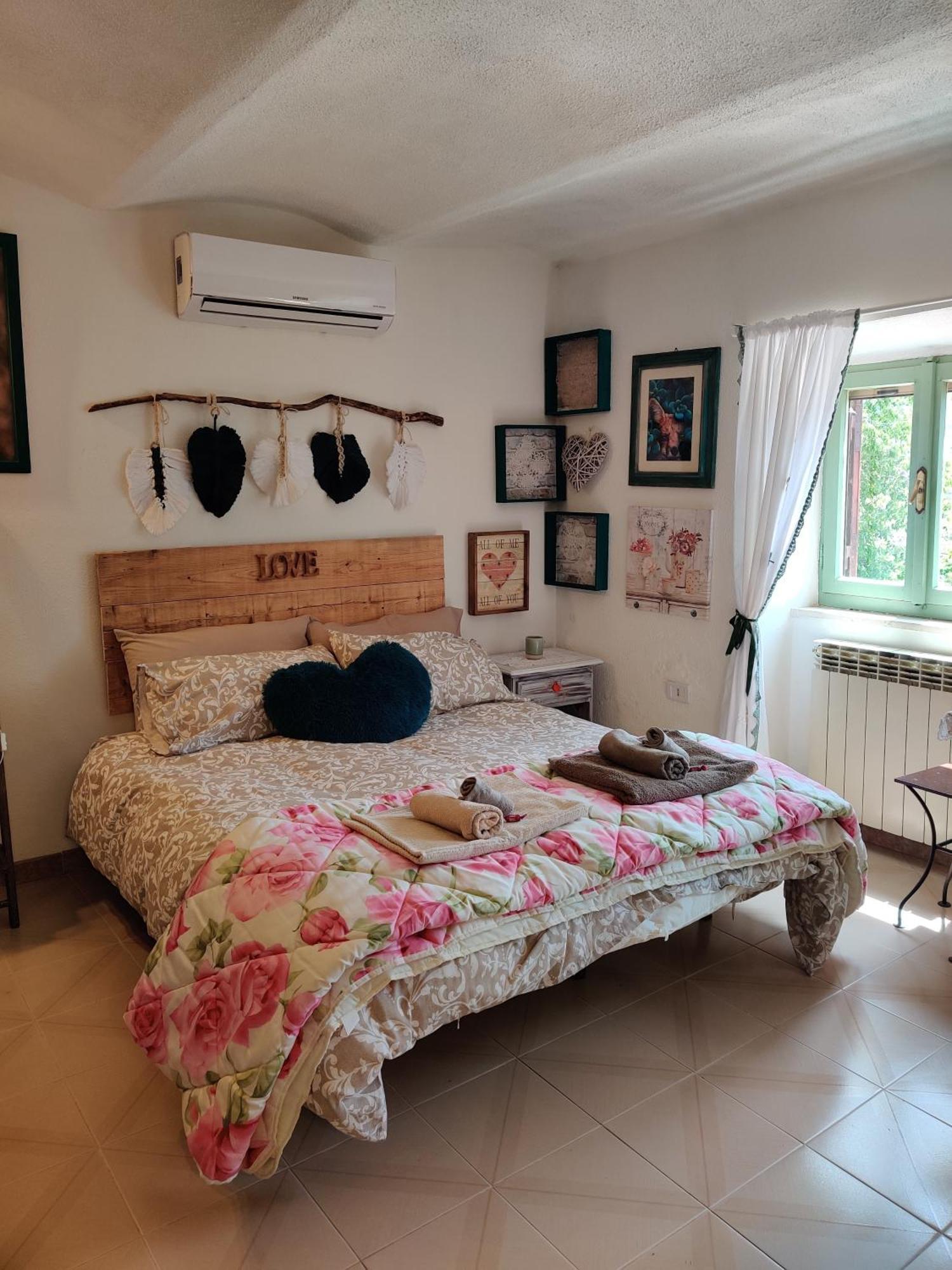 B&B Le Grette Gioia Dei Marsi Bagian luar foto