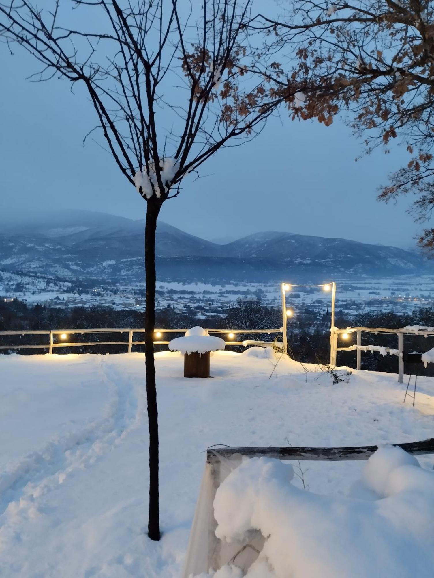 B&B Le Grette Gioia Dei Marsi Bagian luar foto